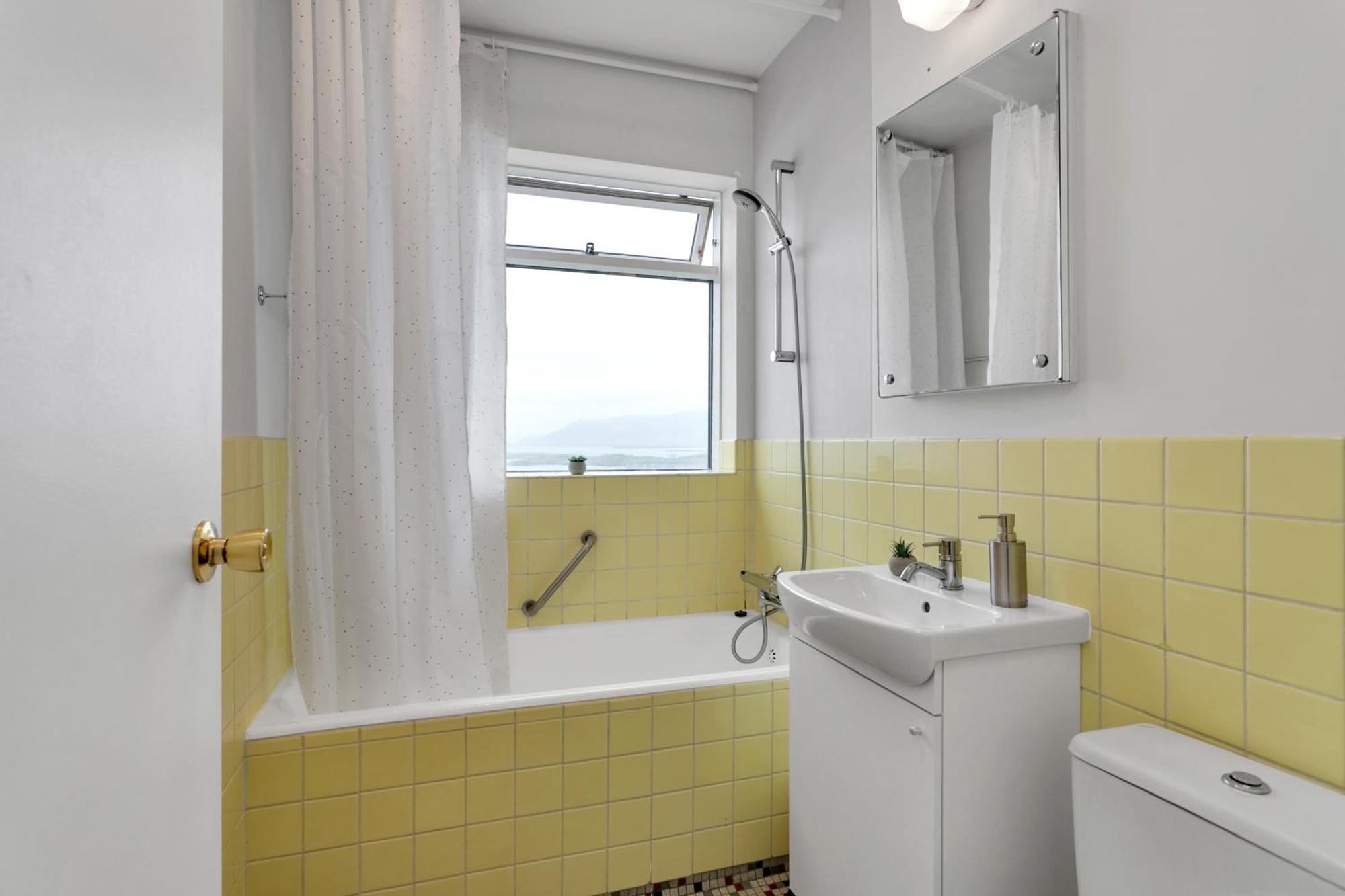 Lovely 1 Bedroom Apartment - Perfect Panorama View Reykjavík Buitenkant foto